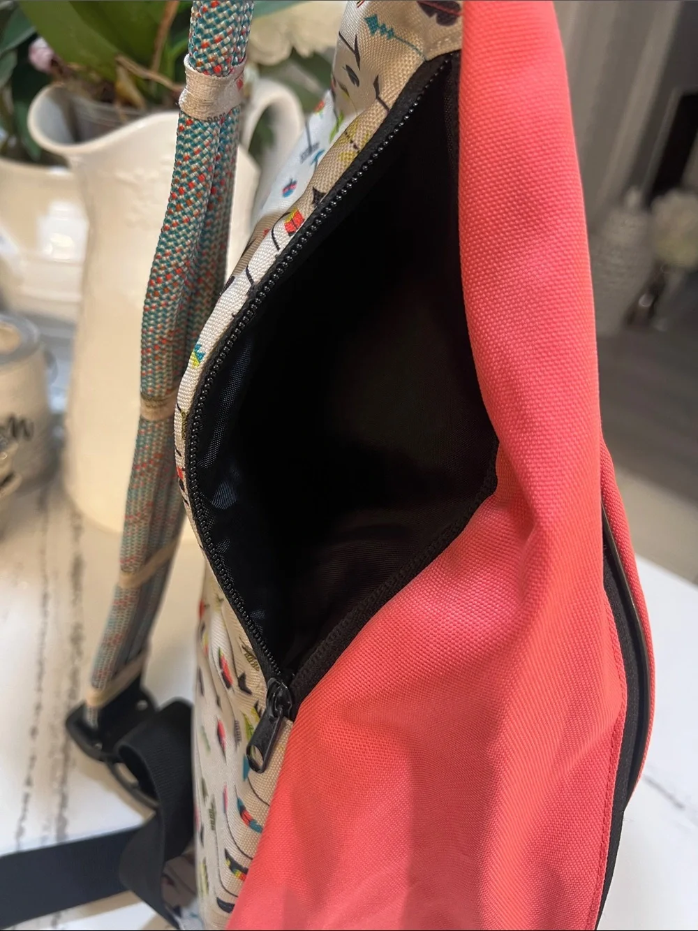 Kavu Rope Coral Sling Bag with Cream Arrow Print One of a Kind